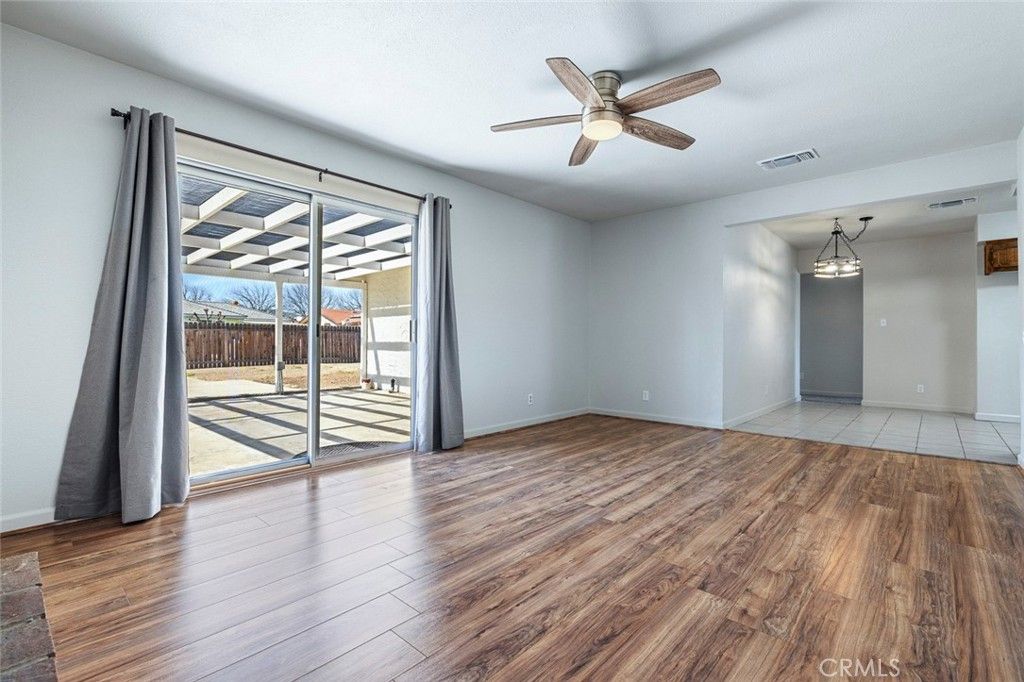 Image 19 of property listing at 655 N Princeton, Coalinga, CA 93210