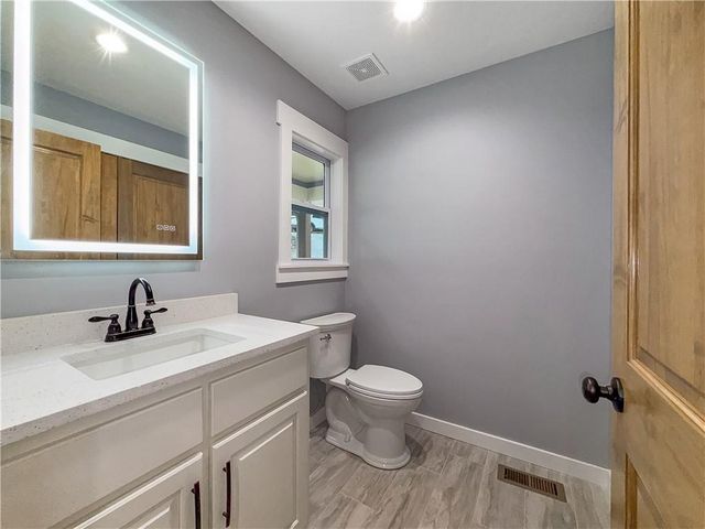 105 Riveredge Drive, Ellijay, GA 30536