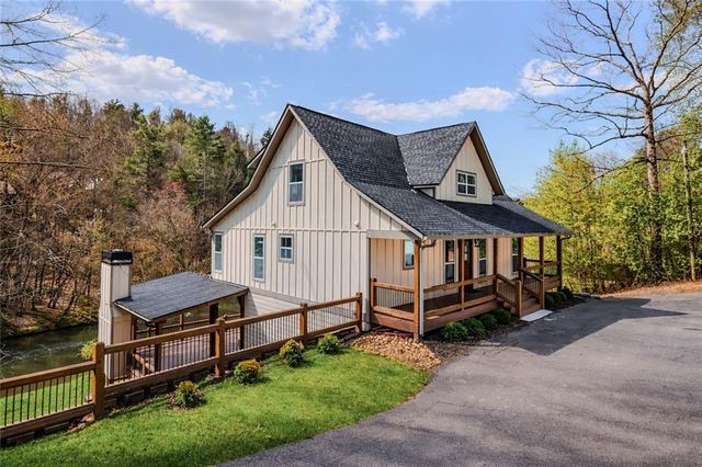 105 Riveredge Drive, Ellijay, GA 30536