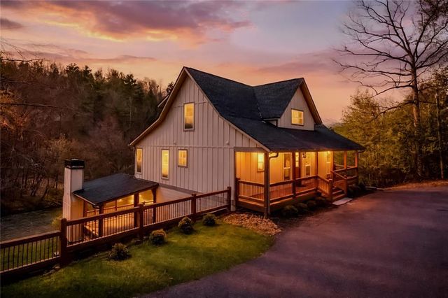 105 Riveredge Drive, Ellijay, GA 30536