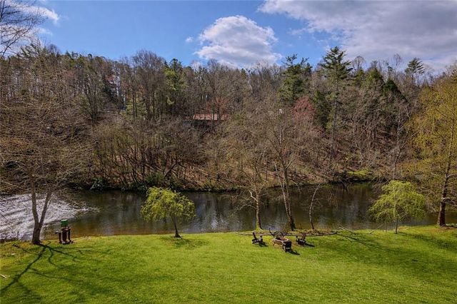 105 Riveredge Drive, Ellijay, GA 30536