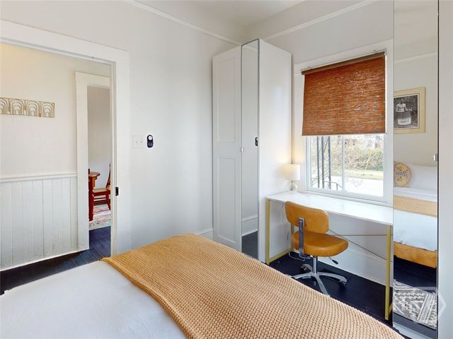 1512 Barnard Street, Savannah, GA 31401