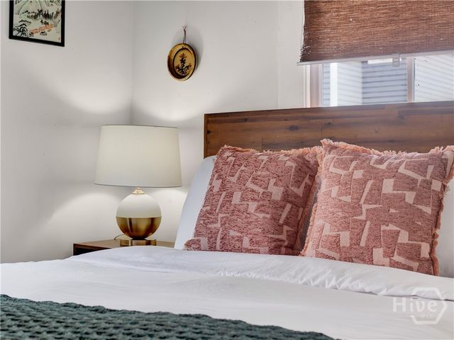 1512 Barnard Street, Savannah, GA 31401