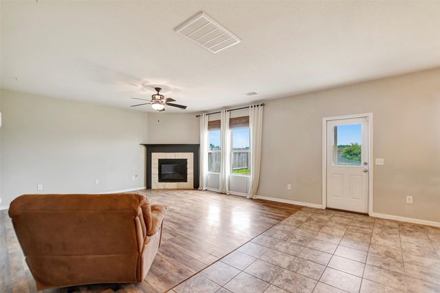 5439 Baronet Drive, Katy, TX 77493