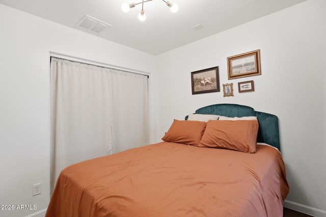 5740 S 21ST Place, Phoenix, AZ 85040
