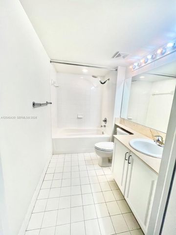 1155 Brickell Bay Drive 807, Miami, FL 33131