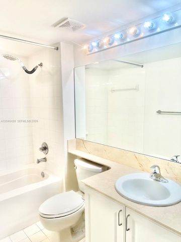 1155 Brickell Bay Drive 807, Miami, FL 33131