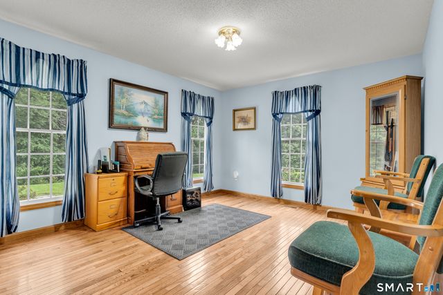 14 Oak Street, Wallingford, CT 06492