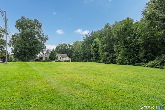 14 Oak Street, Wallingford, CT 06492
