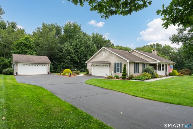 14 Oak Street, Wallingford, CT 06492