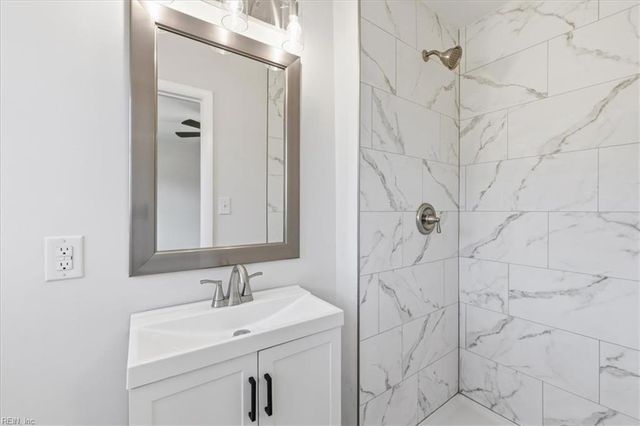 3469 Woodbaugh DR, Chesapeake, VA 23321