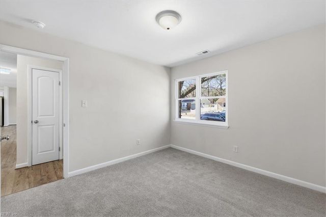 3469 Woodbaugh DR, Chesapeake, VA 23321