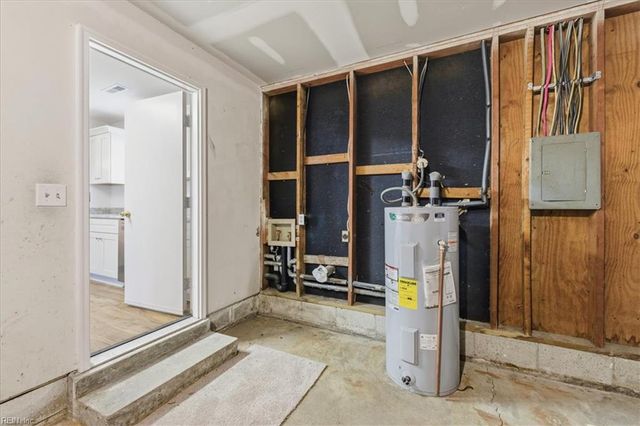 3469 Woodbaugh DR, Chesapeake, VA 23321