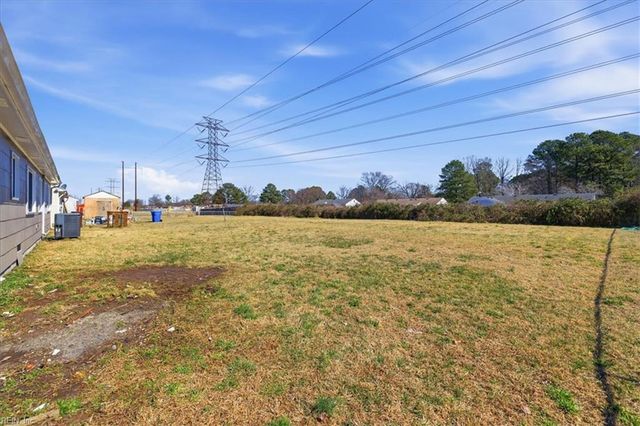 3469 Woodbaugh DR, Chesapeake, VA 23321