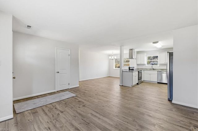 3469 Woodbaugh DR, Chesapeake, VA 23321