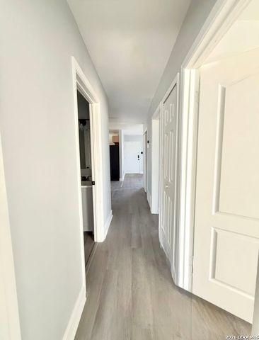 5846 CASTLE LK, San Antonio, TX 78218