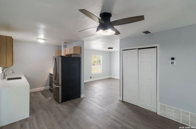 5846 CASTLE LK, San Antonio, TX 78218