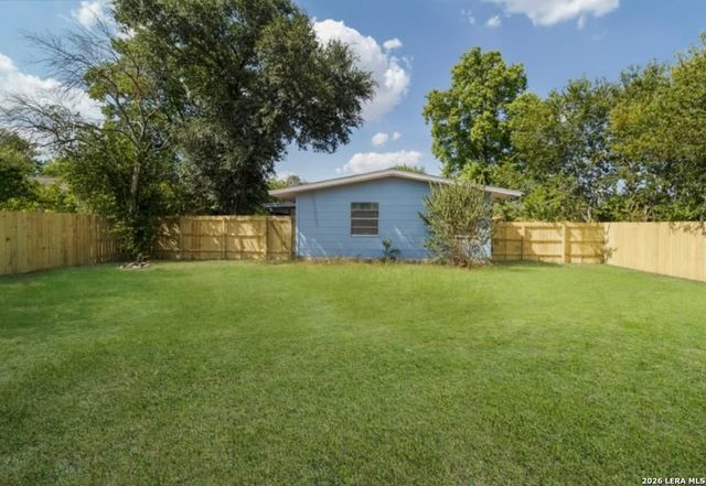 5846 CASTLE LK, San Antonio, TX 78218