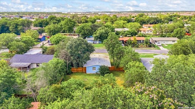 5846 Castle Lk, San Antonio, TX 78218