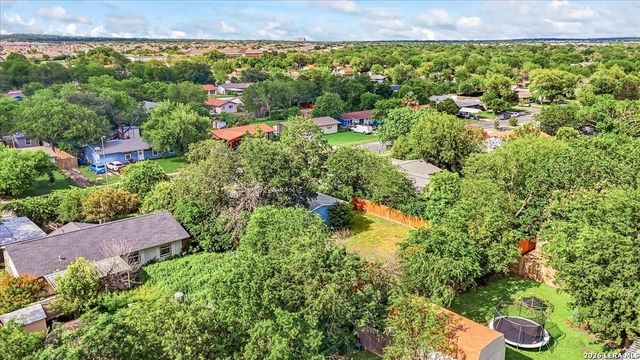 5846 Castle Lk, San Antonio, TX 78218