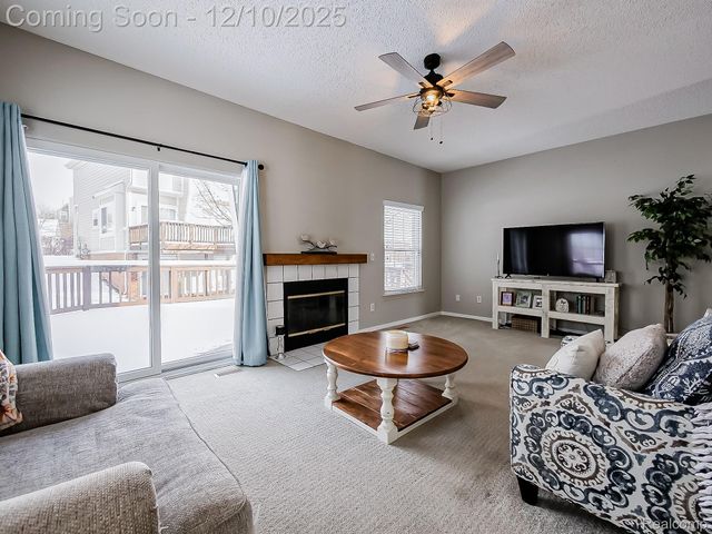 41399 Belden Circle, Novi, MI 48377