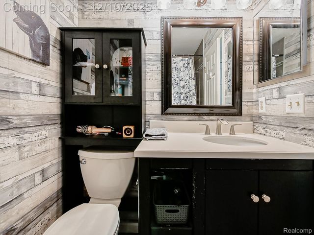 41399 Belden Circle, Novi, MI 48377