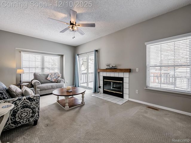 41399 Belden Circle, Novi, MI 48377