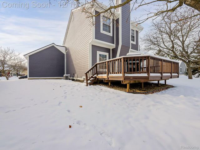 41399 Belden Circle, Novi, MI 48377