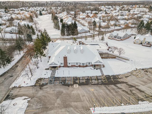 41399 Belden Circle, Novi, MI 48377