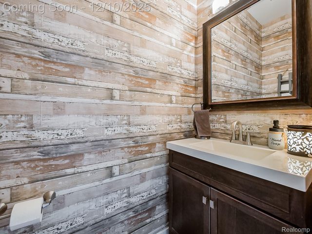 41399 Belden Circle, Novi, MI 48377