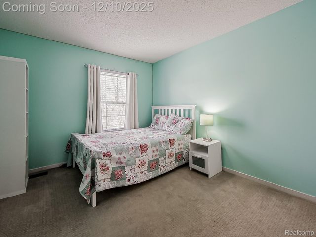 41399 Belden Circle, Novi, MI 48377