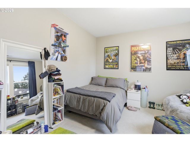 7446 Sw 80TH Ter, Portland, OR 97223