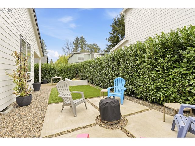 7446 Sw 80TH Ter, Portland, OR 97223