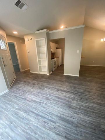 1809B Prairie Knoll CT B, Austin, TX 78758