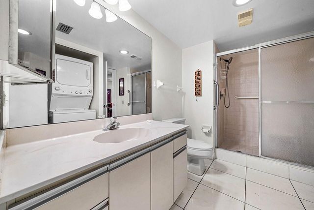 10118 Mangrove Drive 104, Boynton Beach, FL 33437