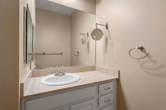 1000 Providence Place 155, Providence, RI 02903