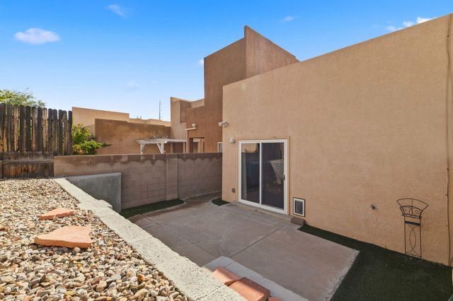 4532 Holiday Breeze Place NE, Albuquerque, NM 87111
