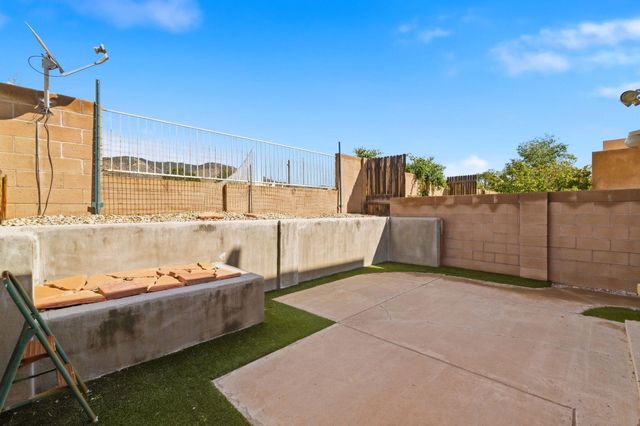 4532 Holiday Breeze Place NE, Albuquerque, NM 87111