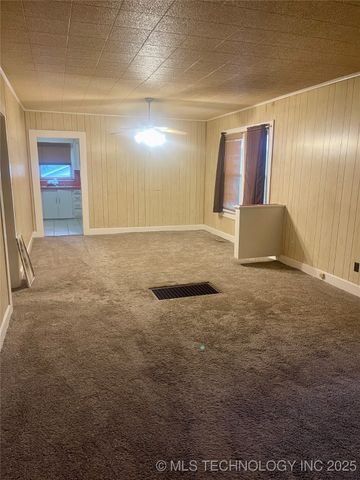 208 S College Avenue E, Tulsa, OK 74104