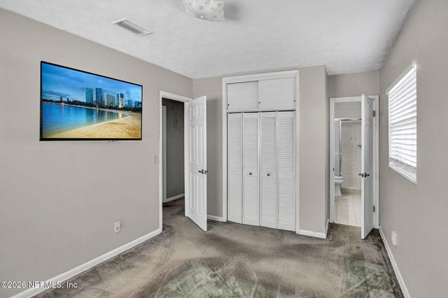 3223 SKIPPER Lane, Jacksonville, FL 32216