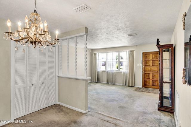 3223 SKIPPER Lane, Jacksonville, FL 32216