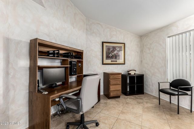 3616 W QUESTA Drive, Glendale, AZ 85310