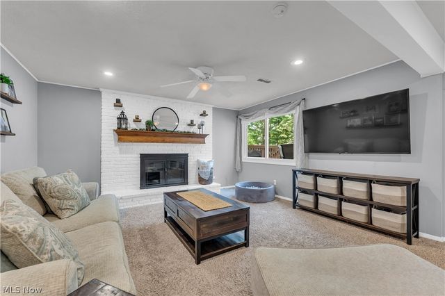 2665 Nottingham Drive, Parma, OH 44134