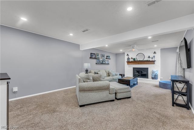 2665 Nottingham Drive, Parma, OH 44134