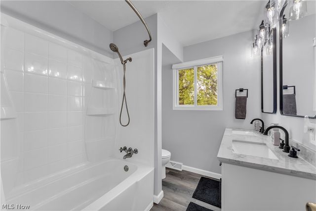 2665 Nottingham Drive, Parma, OH 44134