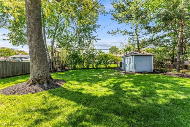 2665 Nottingham Drive, Parma, OH 44134