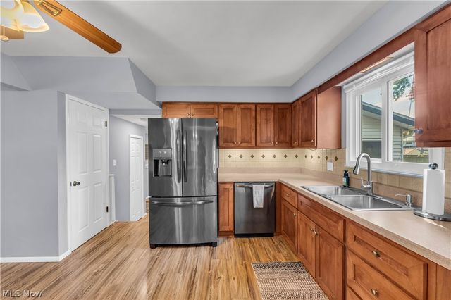 2665 Nottingham Drive, Parma, OH 44134
