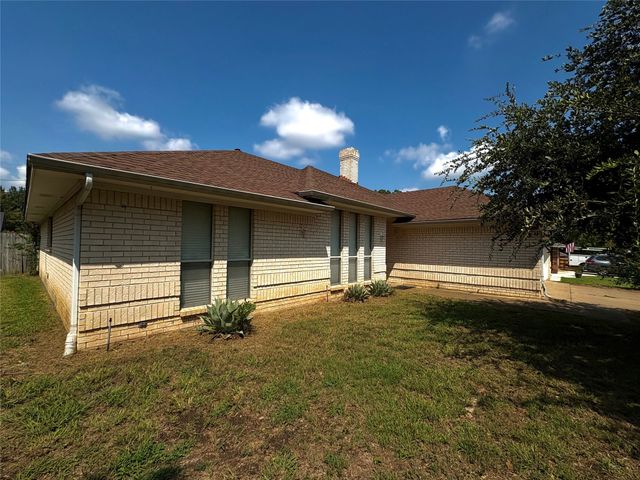 719 Tyler Court, Duncanville, TX 75137
