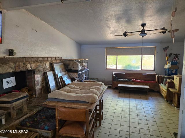 6260 N Desert Foothills Drive, Tucson, AZ 85743