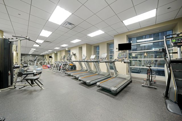 700 N Larrabee Street 2013, Chicago, IL 60654